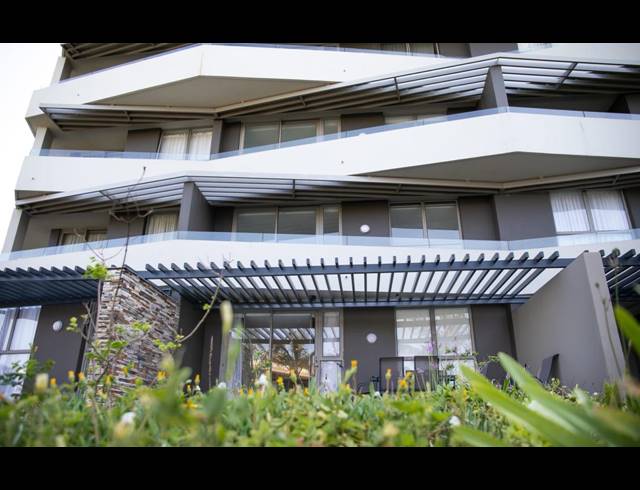 2 BEDROOM FLAT FOR SALE IN SIBAYA PRECINCT